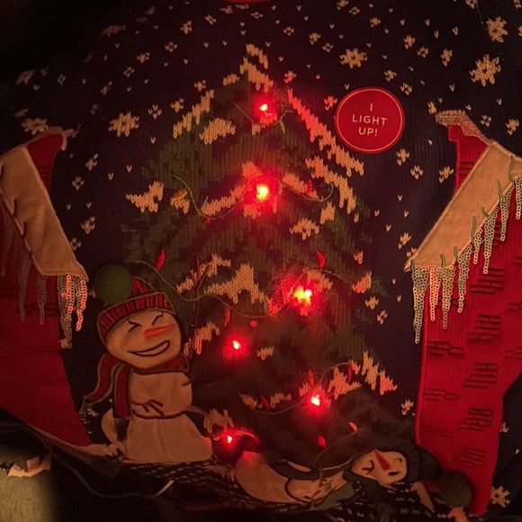 Light up JOLLY SWEATERS Light-up Christmas Sweater - Picture 8 of 8